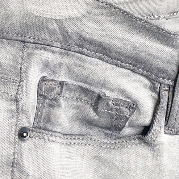 Frame Raw Hem Gray Skinny Jeans (27) - Picture 6 of 13
